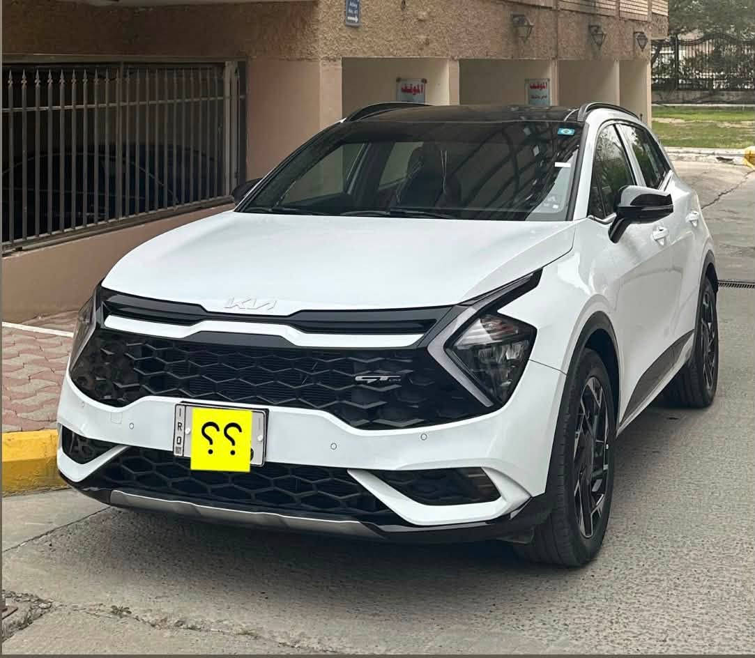 سبورتج 24 خليجي جيتي لاين ضمان دوليه
السياره ماشيه 14000km جديده بمعنى الكلمه 

1. مواصفاتها 1\1 للاخير 
2. كشنات كهرباء جلد وشاموا تبريد وتدفئة 
3. حساسات إماميه خلفيه 
4. دركه او سترين حرف D 
5. صدر تايرات بحاله الوكاله والسياره حيل نضيفه 
6. صندوق كهرباء 
7. ويل 19 (عدد5) سبير منازل 
8.مانع انزلاق 
9 ا ABS
10.مثبت سرعه (كروس )
11. وضعيات القياده (normal , eco , sport , smart)
12.دشبول شاشه كامل تدعم الكار بلاي 
13.سايد بريك بصمه 
14 .كاميرا دواره 
15. نفكيشن
16. تشغيل عن بعد 
17. اوتو هولد 

(السياره مواصفاتها جيتي لاين وبعد هواي مذكرتهن + السياره كشرها داخلها حيل نضيف السياره بعدها جديده وبحاله جيده) 
 
صار بيها طخه إماميه مثل مموضوح بل صوره ( مرفقه )
ابيع على حالتها 

بغداد 
لاستفسار ***********

