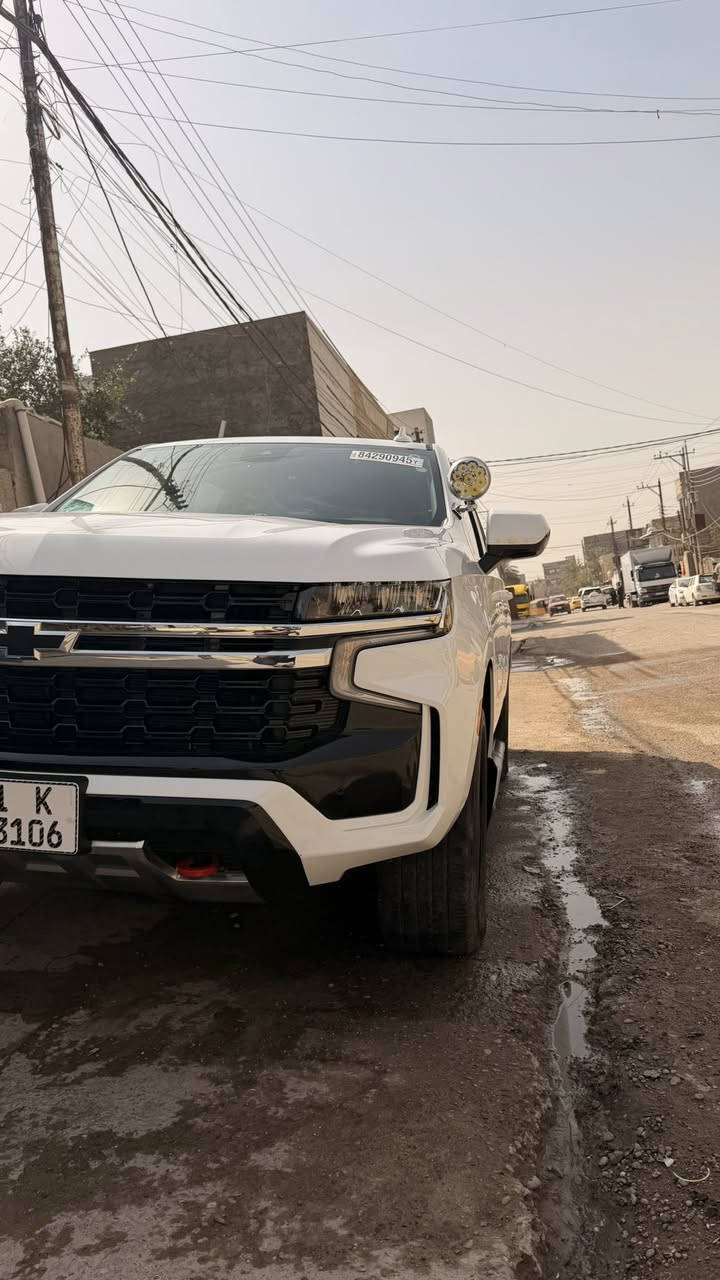 السلام عليكم  تاهو بوليسي 2024 ماشيه 3000 ثلاث الاف زيرو بيهه بارد بالجاملغ الخلفي وطرف الجنطه بلا صبغ داخله كتاب 
الغرفه مالتهه مبدله جلد منفصل مع صور الحادث مرفقه 
شهداء السعر 430 
التواصل ***********
