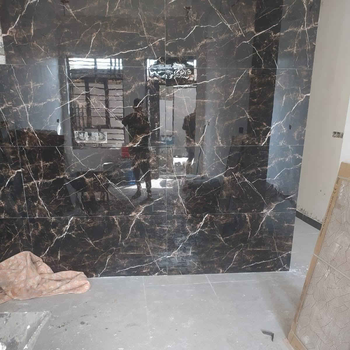 @سلام عليكم خلفة تطبيك سراميك جدران وارضية مرمر كرانيت كاشي بورسلين بايات درج أسعار  مناسبة وشغل ليزر شرط درجة اولة اشتغل كرخ رصافة ***********
