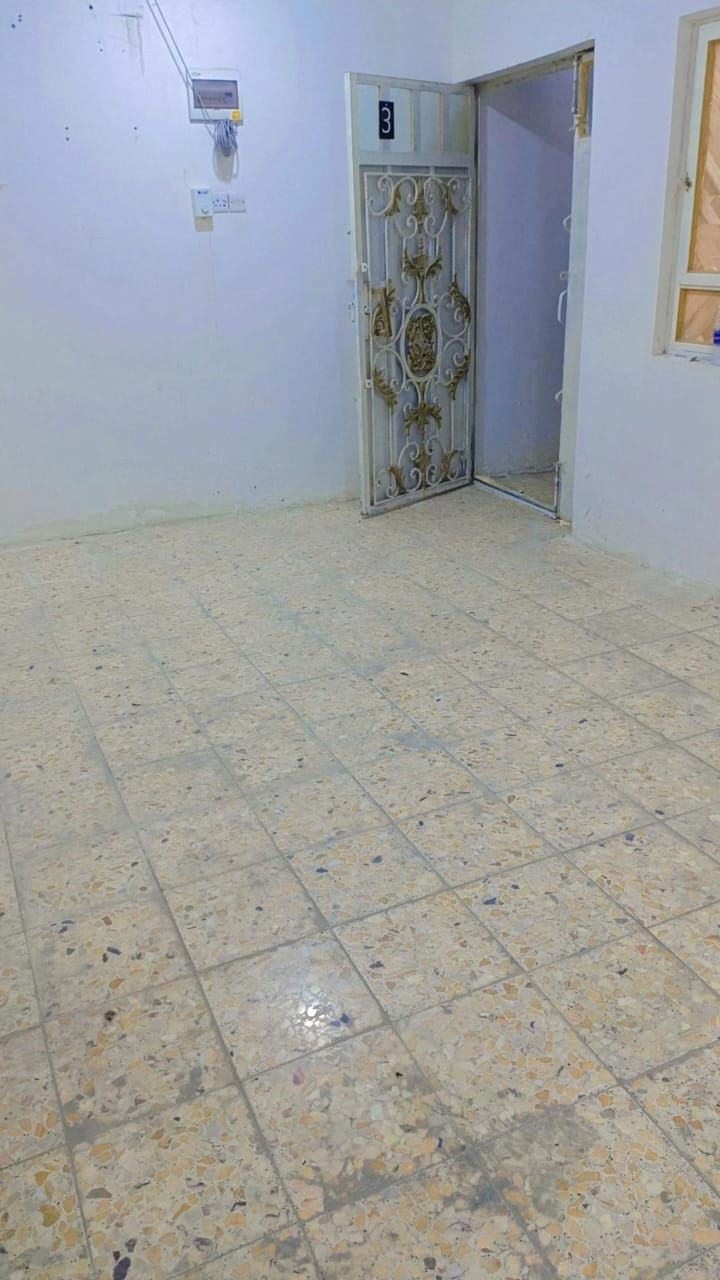 شقه اللايجار بل جمهوريه قاط اول 450 غرفتين
***********
