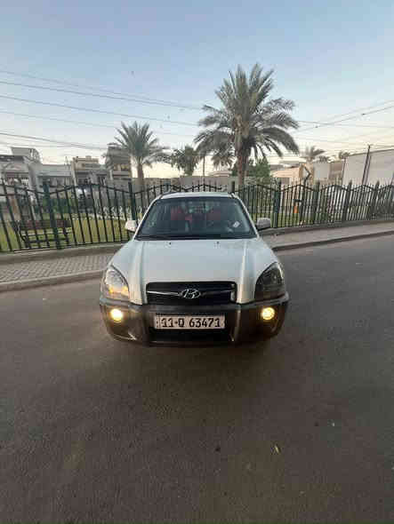 للبيع توسان 2009 شرط طك فلين كفاله عامه فقط بارده جدا زغيره بيه بسمي تحويل مباشر ولسونار ب المنشور موجود شوفه ماشيه 160 كم مكاني الكرخ ***********
