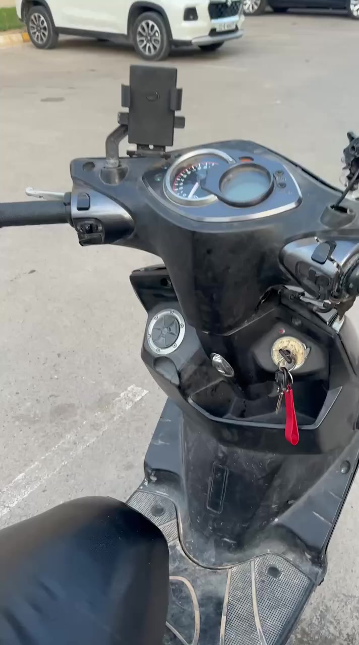 سلام عليكم
سكنس فحل نوزل خطين 
دراجه طلاعات 
دراجه مكينة بلادي ما مفتوح
لاتبخير لاتنقيص معدل عالي 
دراجه بيها نقص تريشة وجاملغ 
اشاير مضلل والسبعة مال مازدة مصبوغ 
سعر600وبيها مجال للشراي 
مكاني بسماية ***********
