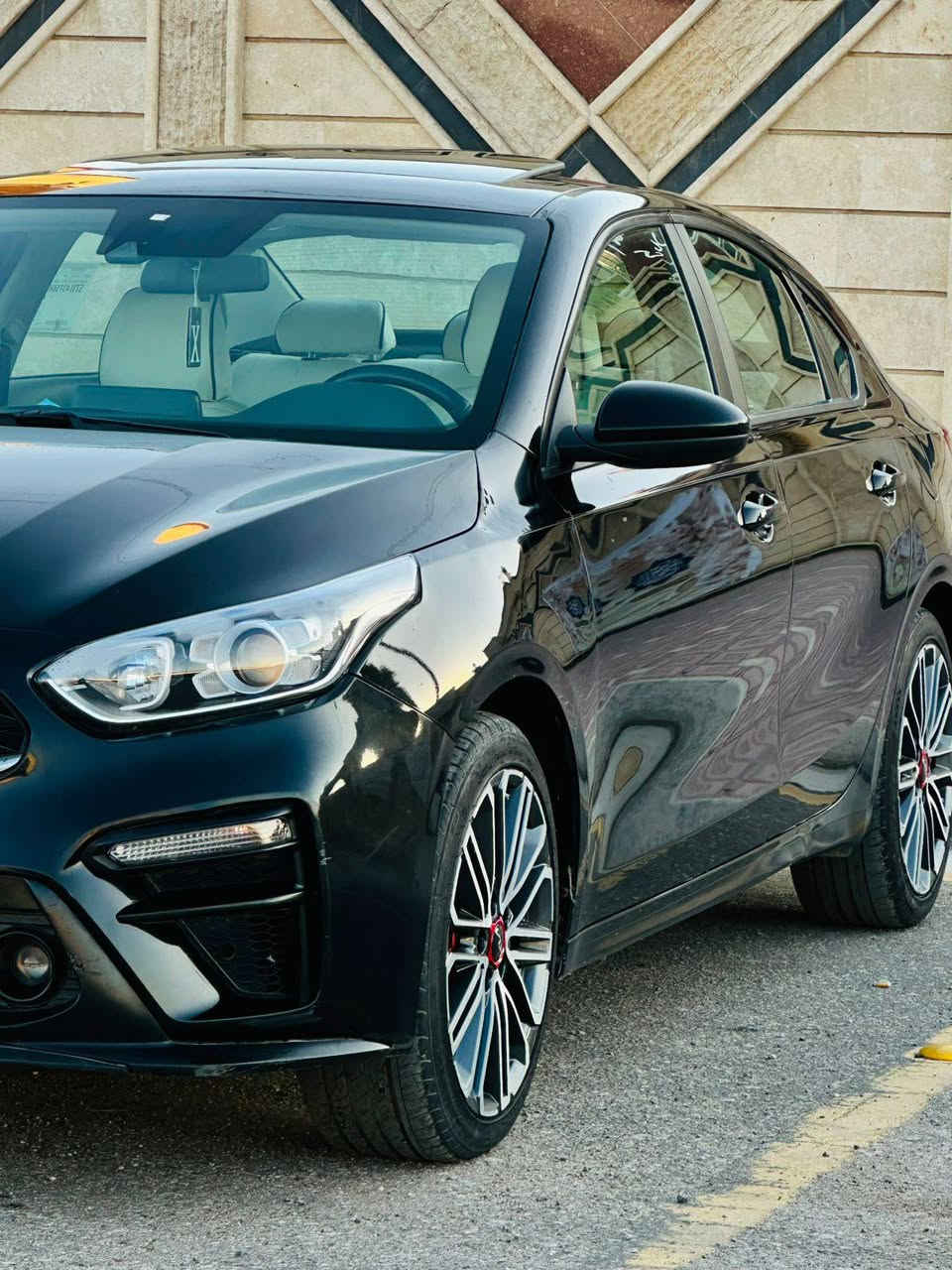 السلام عليكم كيا فورتي موديل 2019
مكينه 2000
حادثها موجود بالمنشور 
مواصفات السياره فول ماعده البصمه 
كشنات جلد
تحكمات ستيرن 
فتحه.      S
رادار امامي 
تحديد مسار 
ماشيه 44ميل
تبريد ثلج 
حداديه جديده 
السياره جديده بمعنئ. الكلمه 
مكان السياره كربلاء 

***********
