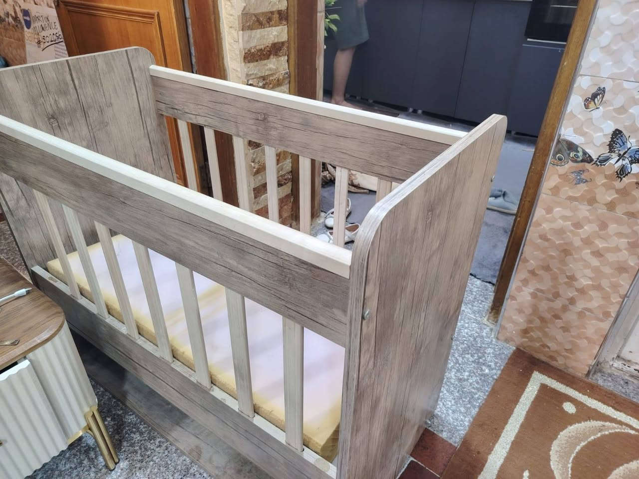 كاروك طفل خشب ممتاز ونظيف الميمونة, ميسان


**إذا كنت صاحب هذا الإعلان وتريد حذفه لأي سبب، رجاءا أرسل رسالة إلى الدعم الفني**