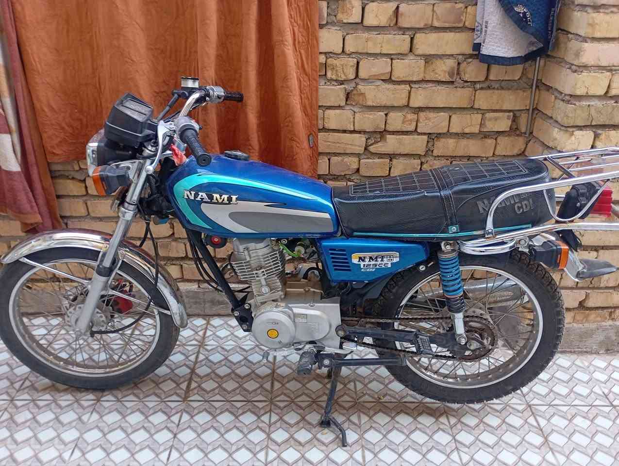 4كير.  22.
دراجه نضيفه.  مفوله
مكاني حي جهاد السفحه
850. بيه مجال بصيط
0780 619 9683
