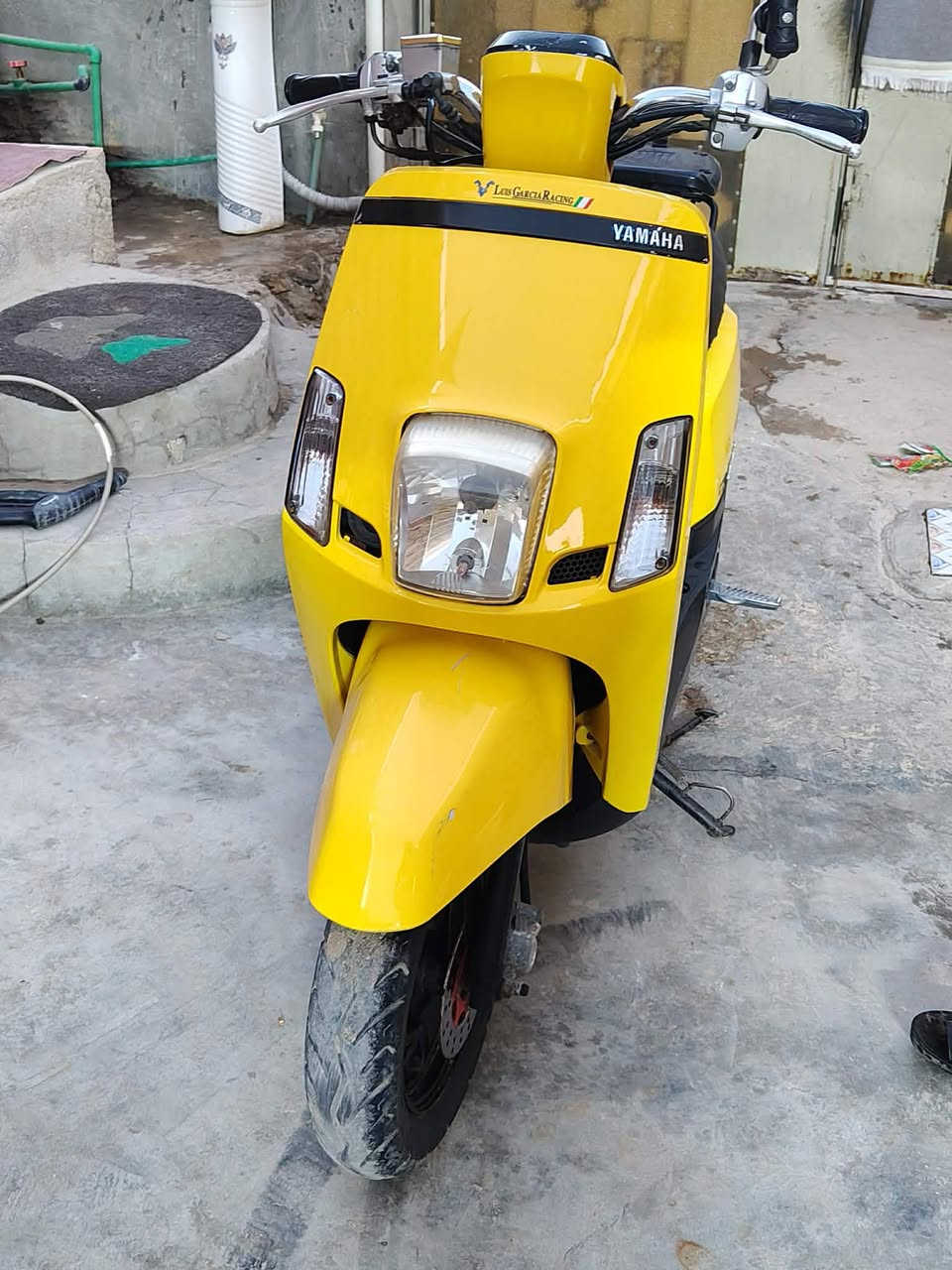 السلام عليكم
. 
. 
. 
. 
بوليس مصطره للبيع موديل 2013 دراجة نضافة فولل كدام عينك كفرات تايوان اصلي ذني ( ولبلاد موجودات بيض مختمات ) دراجة عل حطته بلاد ماملعوب بيه برغي ماناقصه تشغل وتمشي السعر 875 وبيه مجال 
خاص مفتوح


**إذا كنت صاحب هذا الإعلان وتريد حذفه لأي سبب، رجاءا أرسل رسالة إلى الدعم الفني**