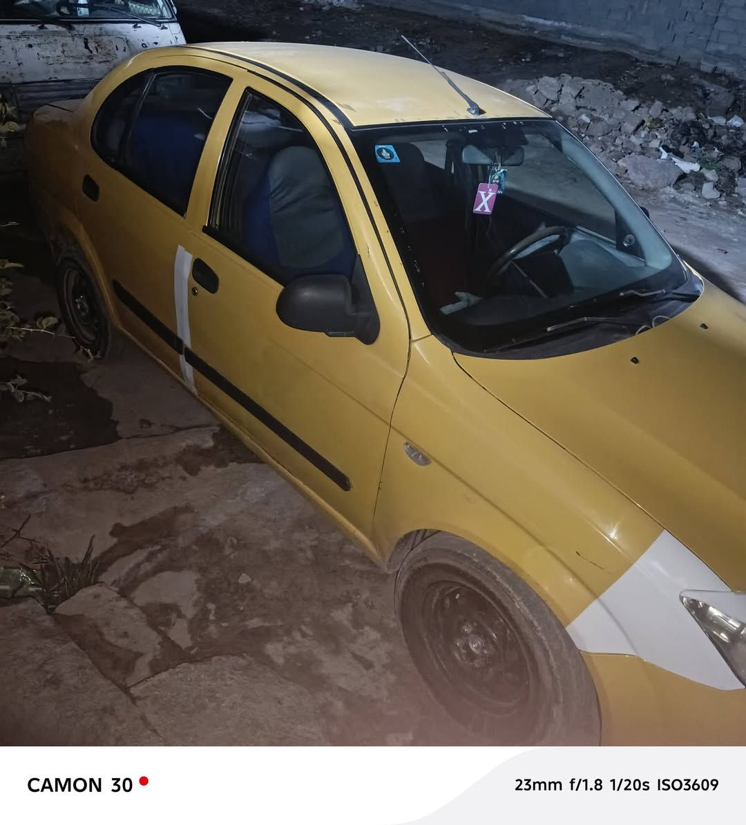 سلام عليكم طيبه 16 كير مكينه حداديه تدفئ تبريد تخم تاير كهربائيات كله بلادي شاشه كامره هزه جديده سنويه جديده مصفره هيئه وغرامات مابيه بس حوض جنطة فقط السيارة احلى من الصور بهواي   السعر 40 وبيه مجال بسيط حك الجيه رقم الهاتف***********
