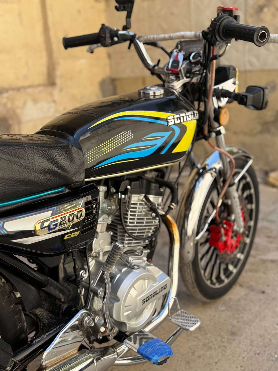 دراجه سونك مديل 25/ًً٥كير مكينه 200سيسييً دراجه زيرو  صار 3اشهر من نازله اوراق كامله بصمتين سوجينً تشغيل عن بعد بصمه بدراجه داخليه شاشه اكترونيه دراجه مكفوله كفاله عامه تجي تاخذه من باب بيتي السعر 750وبيهً مجال مكاني بغداد مدينه الصدر رقم الهاتف *********** بغداد, العراق
