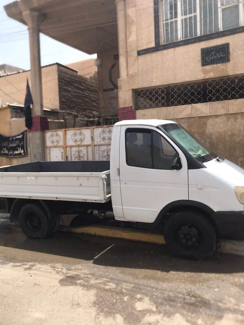 سلام عليكم خوان كيه فولكه كازيلو سياره جاهزه مجهزه من حداديه من اكسن محرك و كير مال كيه 3000 كله جديد و نضيف غرفته حلوه و كامله رقمه بصره صدامي سنويته ضايعه راعيه موجود يمي بل بصره عنواني بصره سعر 26 ورقه وبيها مجال الشراي رقمي ***********
