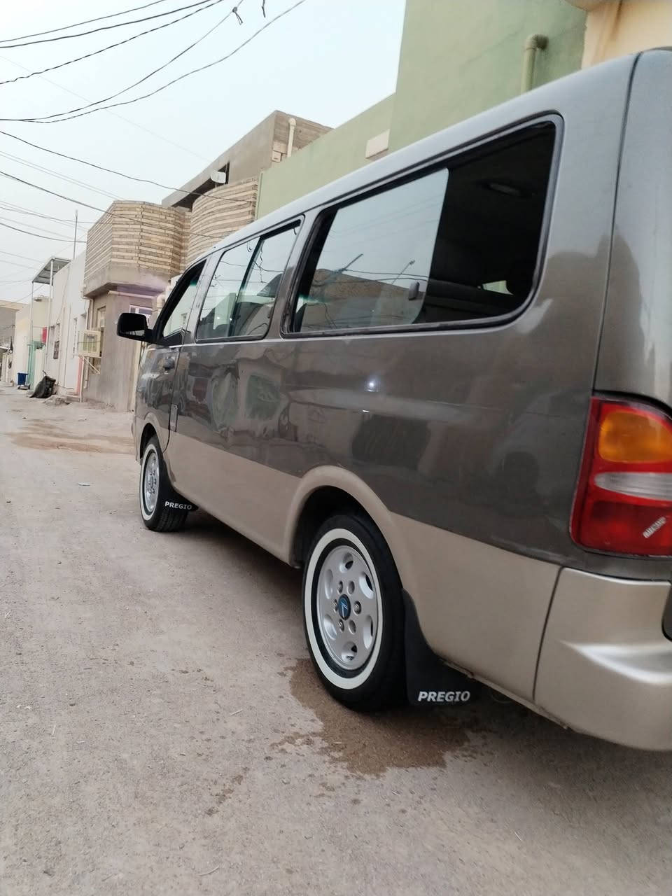 سلام عليكم بريجو موديل 2000 انكليزي للبيع فقط بيع مستعجل رقم ***********
