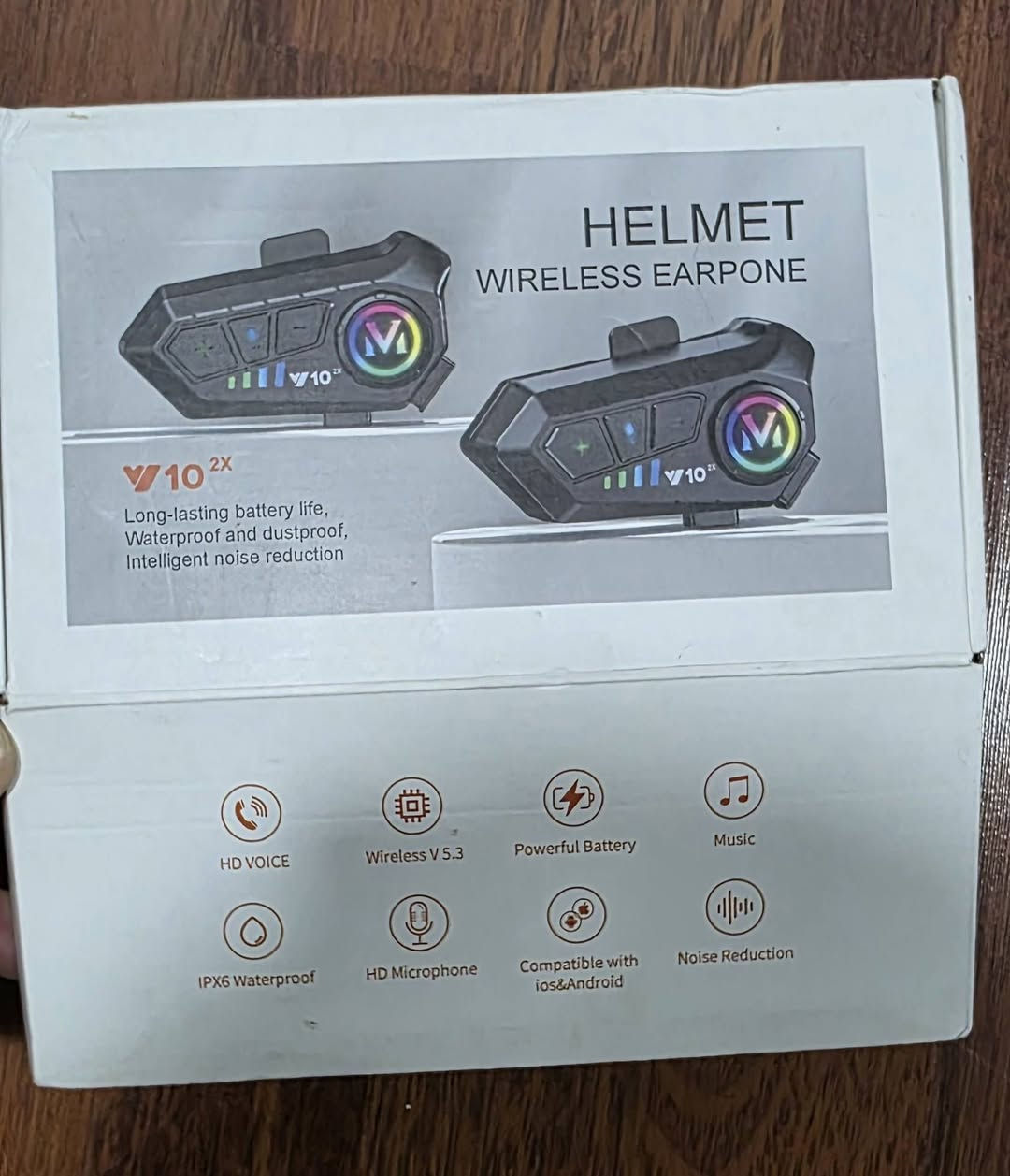 للبیع
## 🎧 سماعة الخوذة اللاسلكية 
(Y10 2X Helmet Wireless Earphone) 🚴‍♂️🏍️
إلى جميع أصحاب الدراجات الهوائية والنارية! لا داعي لإخراج هاتفك أثناء القيادة بعد الآن، قد بأمان واستمتع برحلتك. مع هذا الجهاز المتطور، اجعل اتصالاتك وموسيقاك داخل خوذتك مباشرة!
### 🔥 أهم المميزات:
 * **جودة صوت عالية (HD Voice & Mic):** صوت نقي جداً وواضح أثناء المكالمات والاستماع للموسيقى.
 * **نظام عزل الضوضاء (Noise Reduction):** يقلل من صوت الرياح وضوضاء الشارع لتصل مكالماتك بوضوح تام.
 * **أحدث إصدار بلوتوث (Wireless V5.3):** اتصال سريع ومستقر ومتوافق مع جميع الهواتف (iOS & Android).
 * **مقاومة للماء (IPX6 Waterproof):** استخدمها دون قلق أثناء المطر أو الأجواء الرطبة.
 * **بطارية قوية:** تدوم طويلاً لترافقك في رحلاتك الطويلة بشحنة واحدة فقط.
 لسعر و تفاصیل اکتب فی تعلیق او تفضل خاص
 توصیل متوفر
#العراق #اربيل #سليمانية #دهوك #كركوك #دراجات #موطورات #بايك #خوذة #سماعات #Sulibike #Iraq #Erbil #Sulaymaniyah #Bicycle #Motorcycle


**إذا كنت صاحب هذا الإعلان وتريد حذفه لأي سبب، رجاءا أرسل رسالة إلى الدعم الفني**