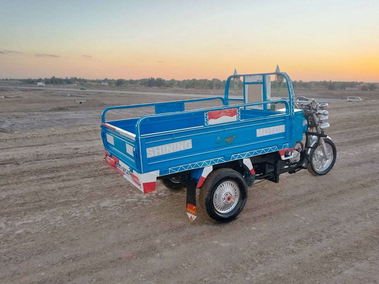 السلام عليكم ستوته للبيع موديل 18 محرك 22 اوراق اصولي كفاله عامه ستوته جاهزه سعر 1300 وبيها مجال المكان بابل الشوملي الرقم ***********
