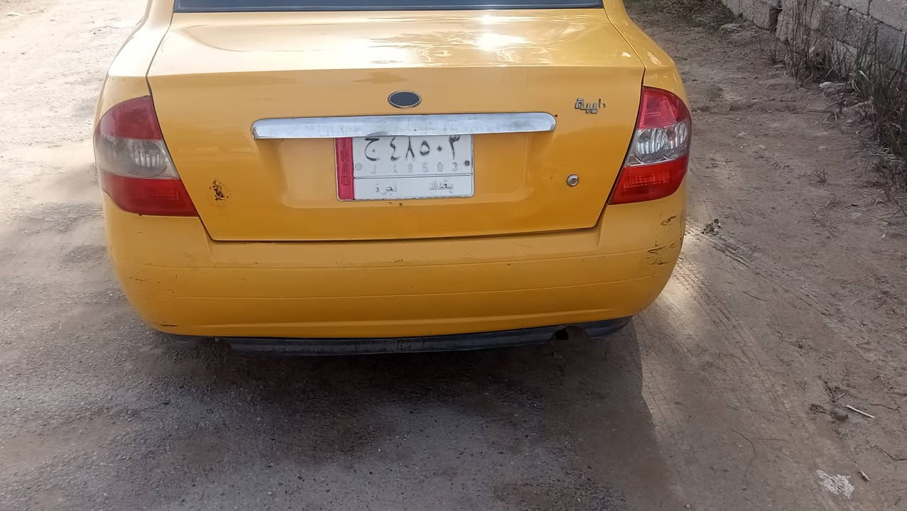 السلام عليكم ورحمه الله وبركاته. 
للبيع 
طيبه موديل 2016 باسمي 
تحويل مباشر 
هيئه غرامات كلهة مصفره 
كير محرك مكفول.  
كهربائيات كله شغاله. 
شاصي نضيف
تخم تاير 
منظومه مال البانزين كلها مبدلهة 
تبريد تدفئه جاهز. سياره خير من الله.  لاصبغ ولاخياس   
سياره مكفوله بيهة ربع بنيد واضح بصوره   
مكان سياره.  ًً اللطيفيه جسر السابع.  ومتواجد. ًًبغداد الجادريه. المربع الرئاسي.  
السعر 42 وبيهة مجال.  
  بيه وات ساب ***********. 
***********
