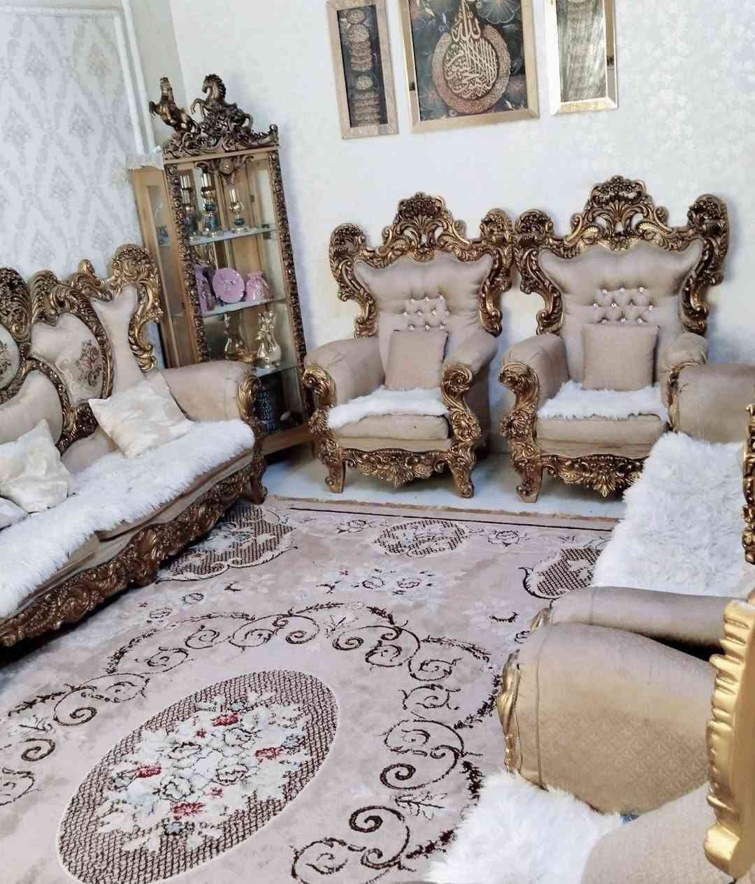 غراض للبيع السعر مليونين ( طخم قنفات وبرده وطبلات وميز وباترينه


**إذا كنت صاحب هذا الإعلان وتريد حذفه لأي سبب، رجاءا أرسل رسالة إلى الدعم الفني**