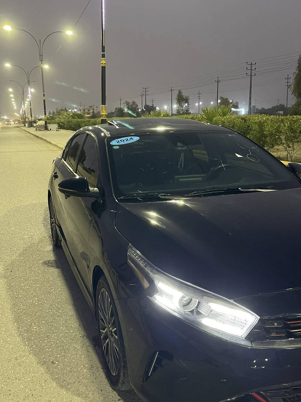 السلام عليكم فورتي 2024 جيتي لاين فول للأخير ماشية 10 الف سيارة جديدة محرك2000 دوش كلش مناقصة برغي واحد السعر 165 وبيها مجال الشراي يدلل وما قصر وياهه
***********
