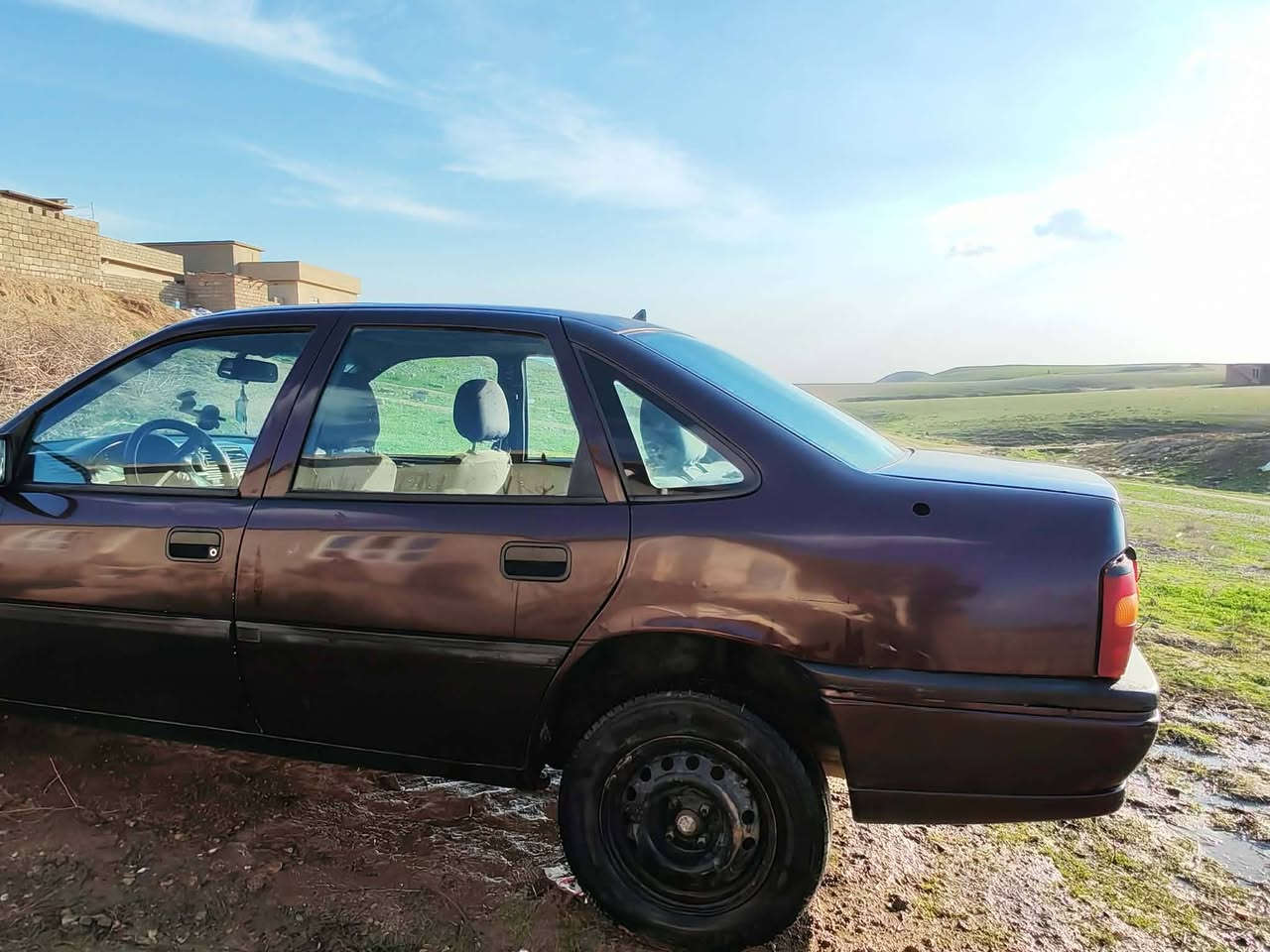 اوبل فكتره  للبيع
حجم 20✅

سنويه 2029✅

محرك شرط✅

كير  الخامس ما يجي✅

كهربائيات  كلها شغاله تدفئه✅

كابون بانزين✅

شرط تحويل  او وكاله✅

 رقم نينوى ✅ 

 طخم تايرات جديد ✅

السعر 38 ورقه  او بيها مجال ✅

مكان السياره   ناحية النمرود  كاني حرامي 🚗شراي اتصل ✅

***********
