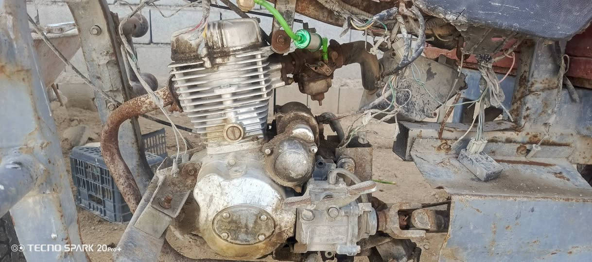 سلام عليكم ستوته ادوات للبيع شاصي نضيف مكينه نضيفه السعر 350 وبيه مجال ***********
