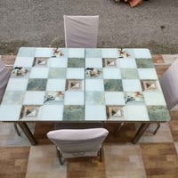 ميز طعام • ٤ كراسي • حي الشرطة