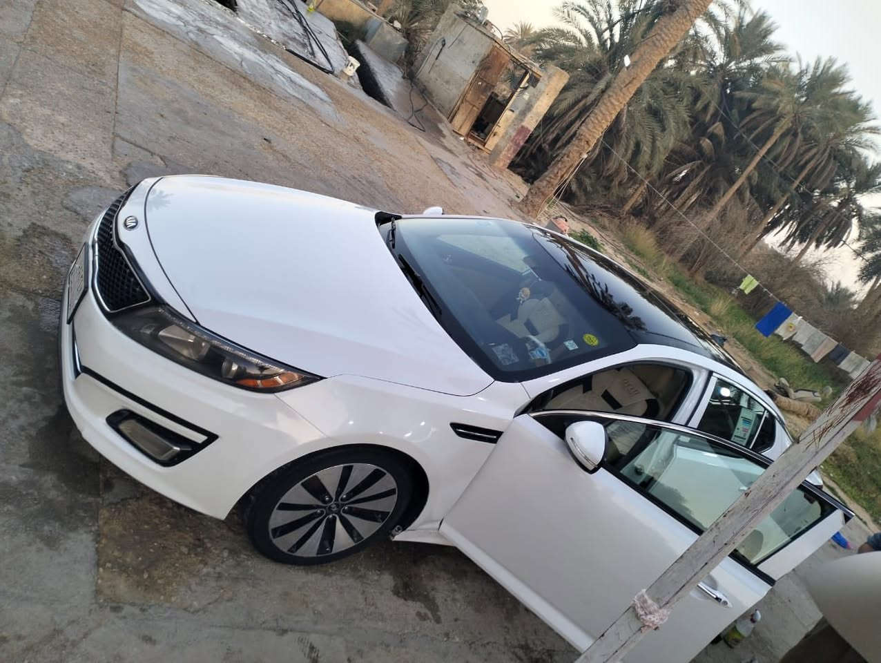 اوبتما موديل 2015 السياره فول واحد على واحد كامل الموصفات مابيها نقص …داخله كلين بدون حادث سنويه جديده مشروع وطني السعر 135 المكان حديثه بروانه ***********
