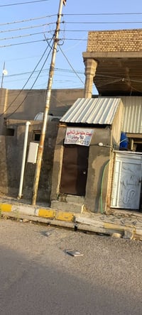 بيت للايجار • طابق ثاني • قرب شارع ٤٠