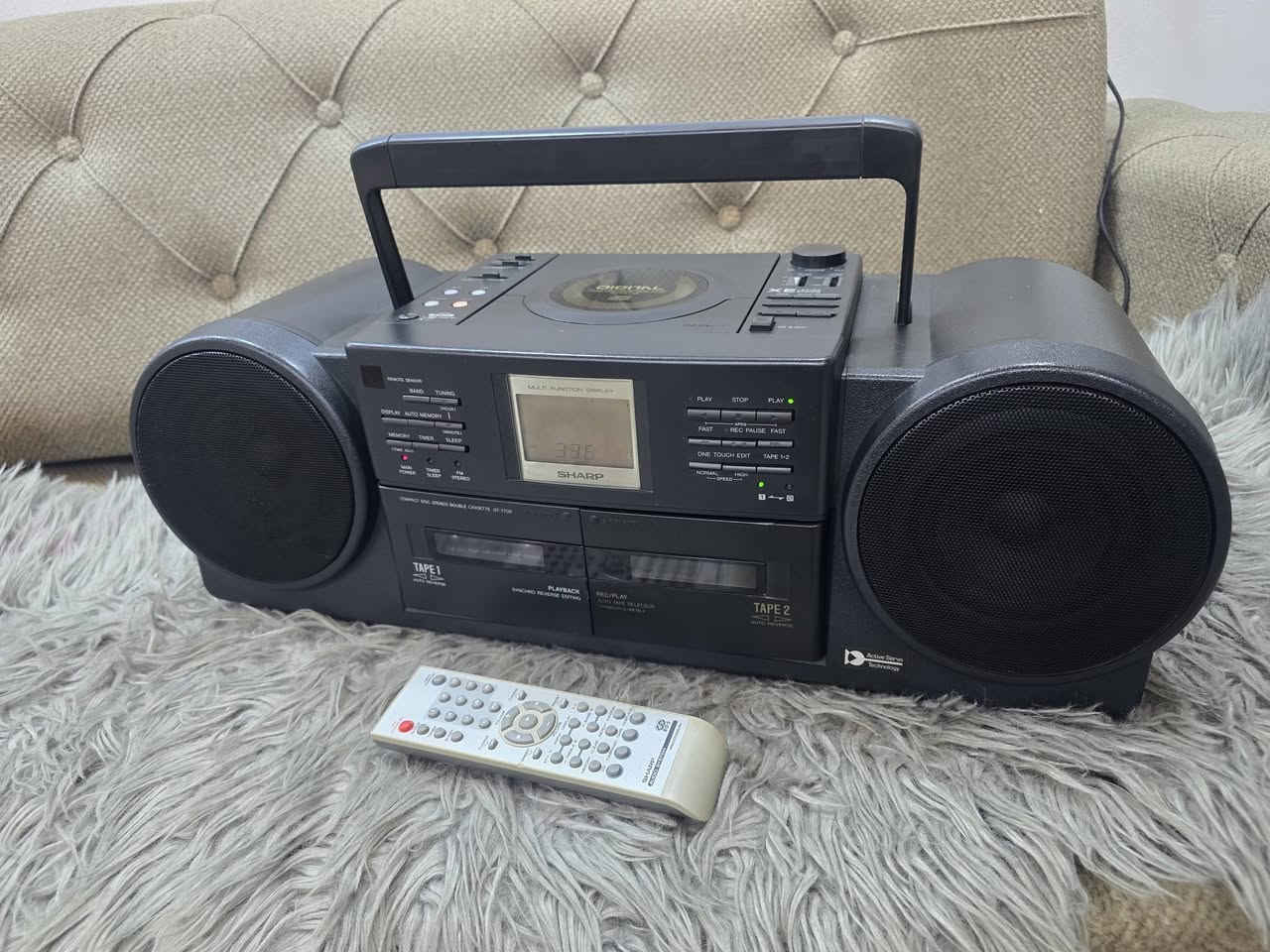 جهاز. مسجل قلاب وجهين بابين  نظام تشغيل ميكانيكي. استريو  سيدي  وراديو واواكس  جهاز ياباني اصلي مع ريمونت تحكم عن بعد  غلاف جدا صلب  جديد جهاز. صوت جدا نقي وعالي


**إذا كنت صاحب هذا الإعلان وتريد حذفه لأي سبب، رجاءا أرسل رسالة إلى الدعم الفني**