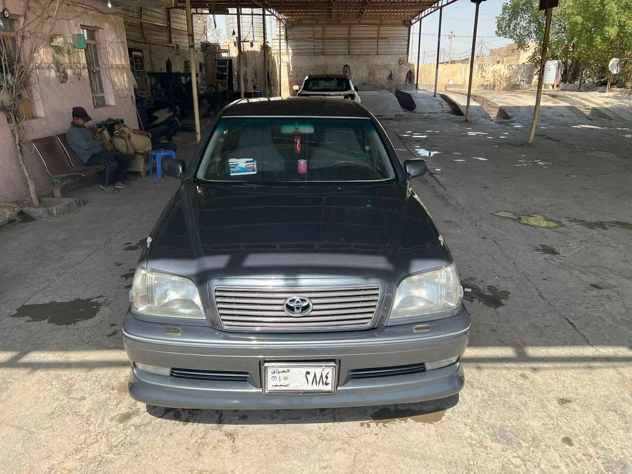 سلام عليكم للبيع فقط 
ملكة موديل 2002 رقم نجف صدامي كلشي جاهز بيهة باقي تدفع الكمرك والرقم وتصير بسمك حدادية تخم تاير تبريد مكينة كير كلهن مكفولات السيارة ستخدام شخصي يعني مامتعوبة بيهة جاملغ جهت السايق مبدل والباقي مكفول السعر 75وبيهة مجال العنوان دوانية قضاء الشامية 
***********
