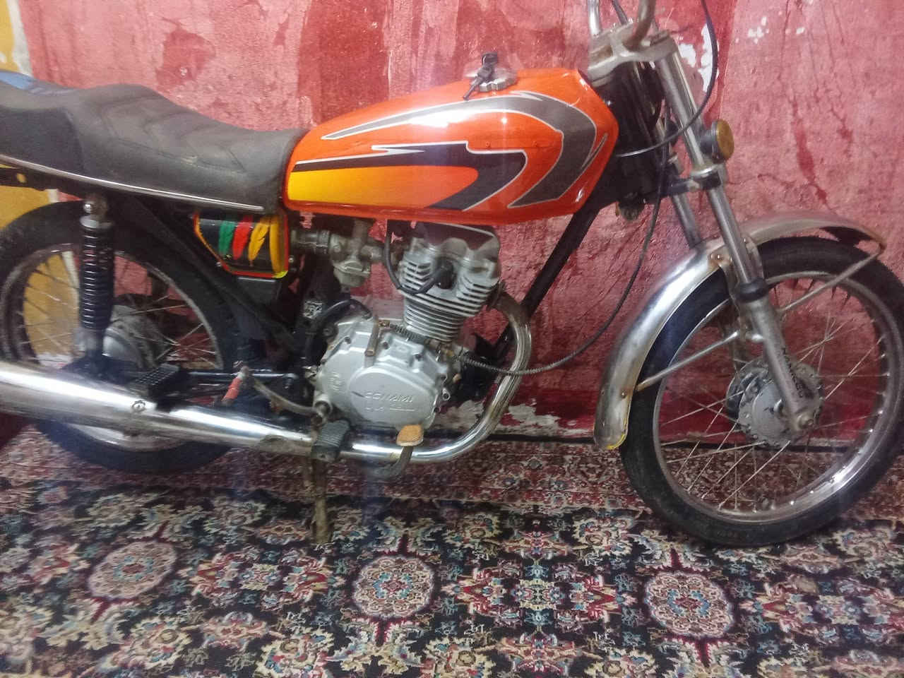 سلام عليكم دراجه يراني كلك شغاله وناعمه 
دراجه حلوه تخبل وجاهزه 
سعر 275 مكان البصره حيانيه 
شراي يراسني وتدلل


**إذا كنت صاحب هذا الإعلان وتريد حذفه لأي سبب، رجاءا أرسل رسالة إلى الدعم الفني**