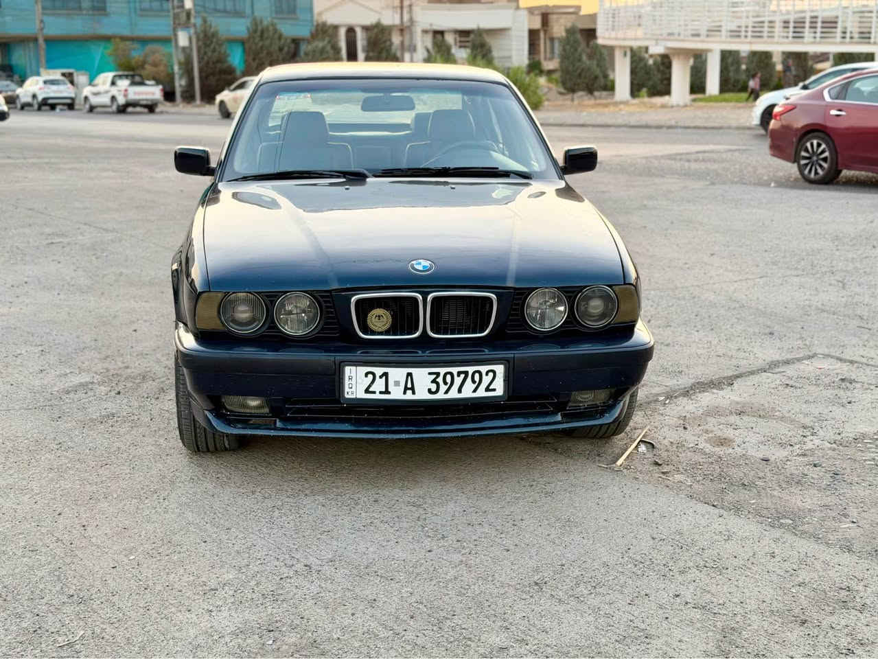 سلام و عليكم  موديل 1995
محرك 528كبس مرغوب
كير محرك شرط بدون صرف بدون بخار مامفتوح 
رقم سنويه جديد لحد 2030
شرط تحویل غرامه
مواصفات فول بس بدون فتحه 
دبل جكمجة  دواخل  فورميكا
قفل مركزي باوره ABS 
تبريد  شغال  ثلج ❄️❄️
مصبوغه عام جماليه سبوغ درجة اولا
كهربائيات كولا شغال
سياره جاهز دينار مصرف مابي 
دعاميه للدعاميه شرط 
مكان سياره كركوك داخل مدينة
سعر كلش مناسب خابر تدلل
***********
*********** 
سعر مناسب كركوك, العراق

