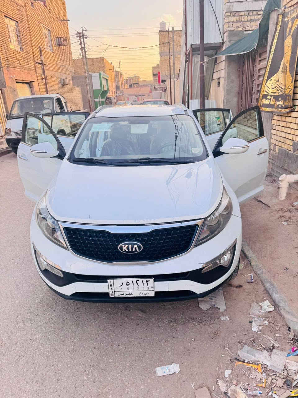 سبورتج ٢٠١٥ خليجي
مكفوله كفالة عامه... 
رقم ذي قار 
 محرك2000ع وضع شركه 
ماشيه 180  
مواصفات 
تحكمات ستيرن 
شاشه كامره 
حساسات لد نهاري سياره جاهزه 
سياره جديده جدا سعرها معقول بالعافيه ع الياخذها 

العنوان ذي قار الناصريه مدينه الصدر
رقم صاحب السياره 
***********
السعر :: 165
