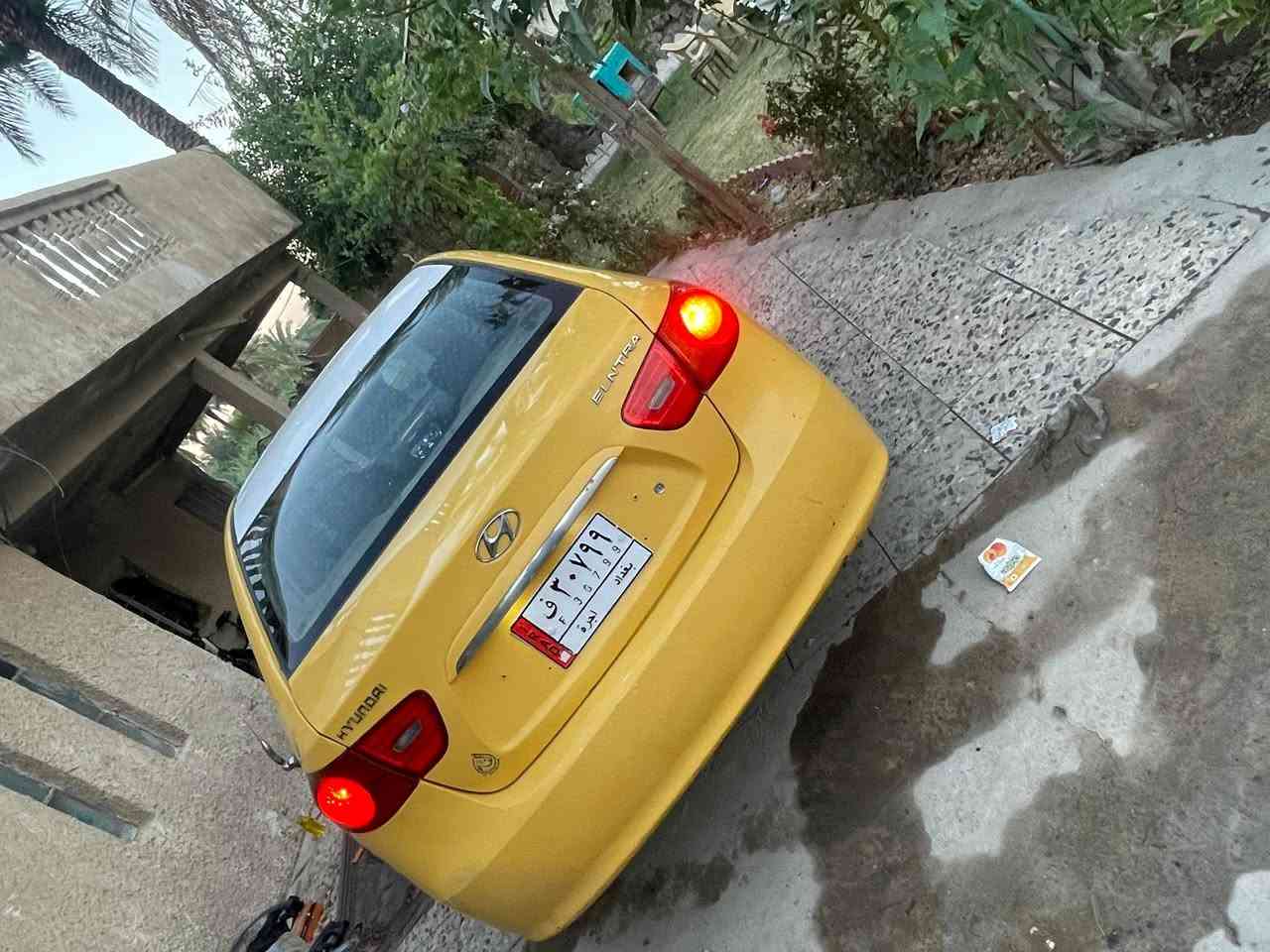 سلام عليكم النترا موديل 2009 خليجي محرك 1600 بيها طخه بل جاملغ الخلفي بصيطه رقم بغداد تحويل مباشر سياره نضيفه مرتبه مال شغل مكاني سلمان باك المدائن  رقمي ***********
