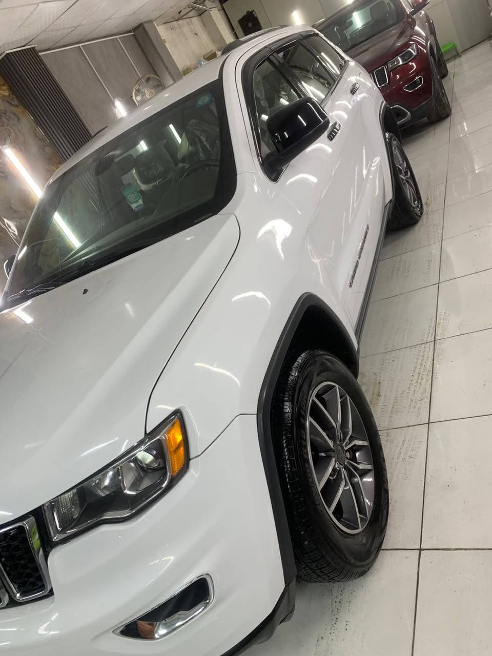 السلام عليكم
جيب موديل2020 لاريدو 

ماشيه 80 الف

شاشه جبيره 

مكاني بغداد/الكرخ

السعر 195وبيها مجال 

‭0770 457 0688‬
