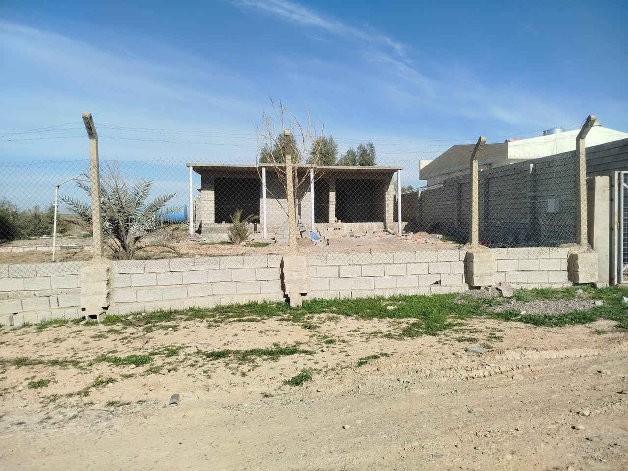 رقم اعلان۱۰۸۲
نوع عقار طابو زراعي
مزرعة ۱۳۰۰متر للبيع ركن كركوك طريق السليمانيه جيمن خلف كليه قلم كلش قريب موقع كل مزارع مزرعه بي كهرباء ماء +تانكي۱۰۰۰۰ الف لتر ماء +هيكل
يتكون هيكل غرفتين نوم
استقبال
مطبخ
حوش خا جي +درج خارجي
للاستفسار
۰۷٥۰۳٦۳۹۲٥۸واتساب
۰۷۷۰۱۳۳۰٤٥٥فايبر
قارات نيشتمان في كركوك
