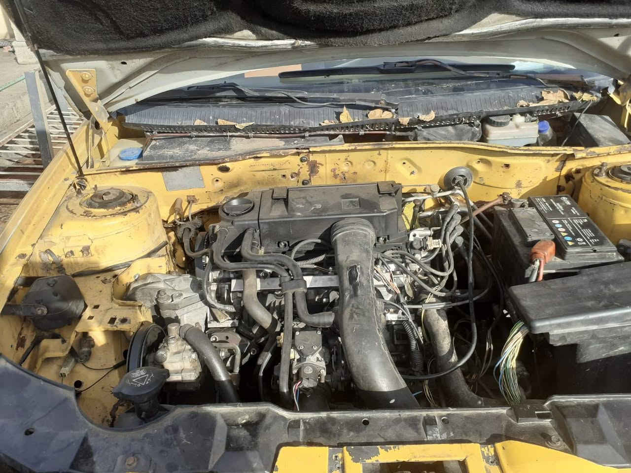 سمند موديل 2011 جير عادى مكينه كير بشرط تابريد مزبوت  وكاله هيا سعر ١٨ ورقه شوين سليمانى *********** السليمانية, العراق
