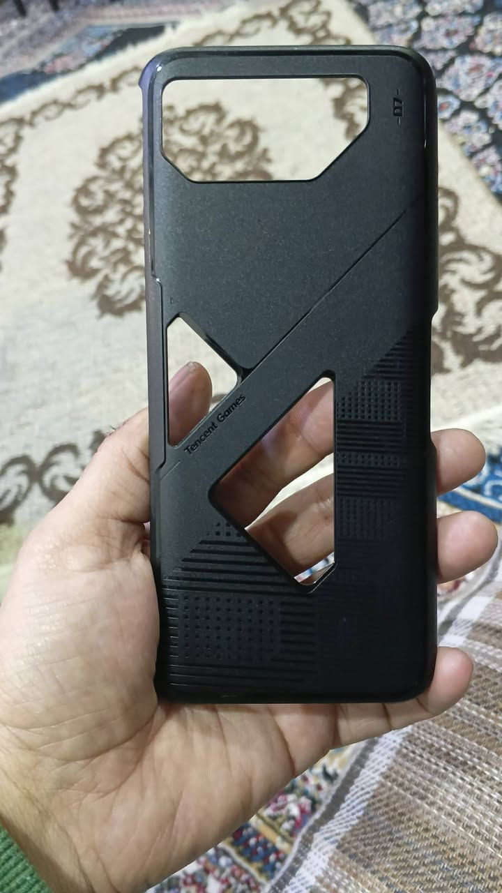 📱 للبيع موبايل ASUS ROG Phone 7  جهاز مختص للالعاب 
🔹 الحالة: مستخدم لمده اسبوع بدون علبة
🔹 السعة: 256
🔹 الرام: عشوائي 8
🔹 المعالج: Snapdragon 8 Gen 2
🔹 الشاشة: 165Hz
🔹 البطارية: 6000mAh
🔹 يدعم الألعاب الثقيلة بدون مشاكل 🔥
📦 الجهاز شغال 100%
🔌 ويا الشاحن الأصلي
📍 الموقع: المنصور
💰 السعر: 800 بي مجال بسيط 
📞 الاتصال / واتساب: ***********
