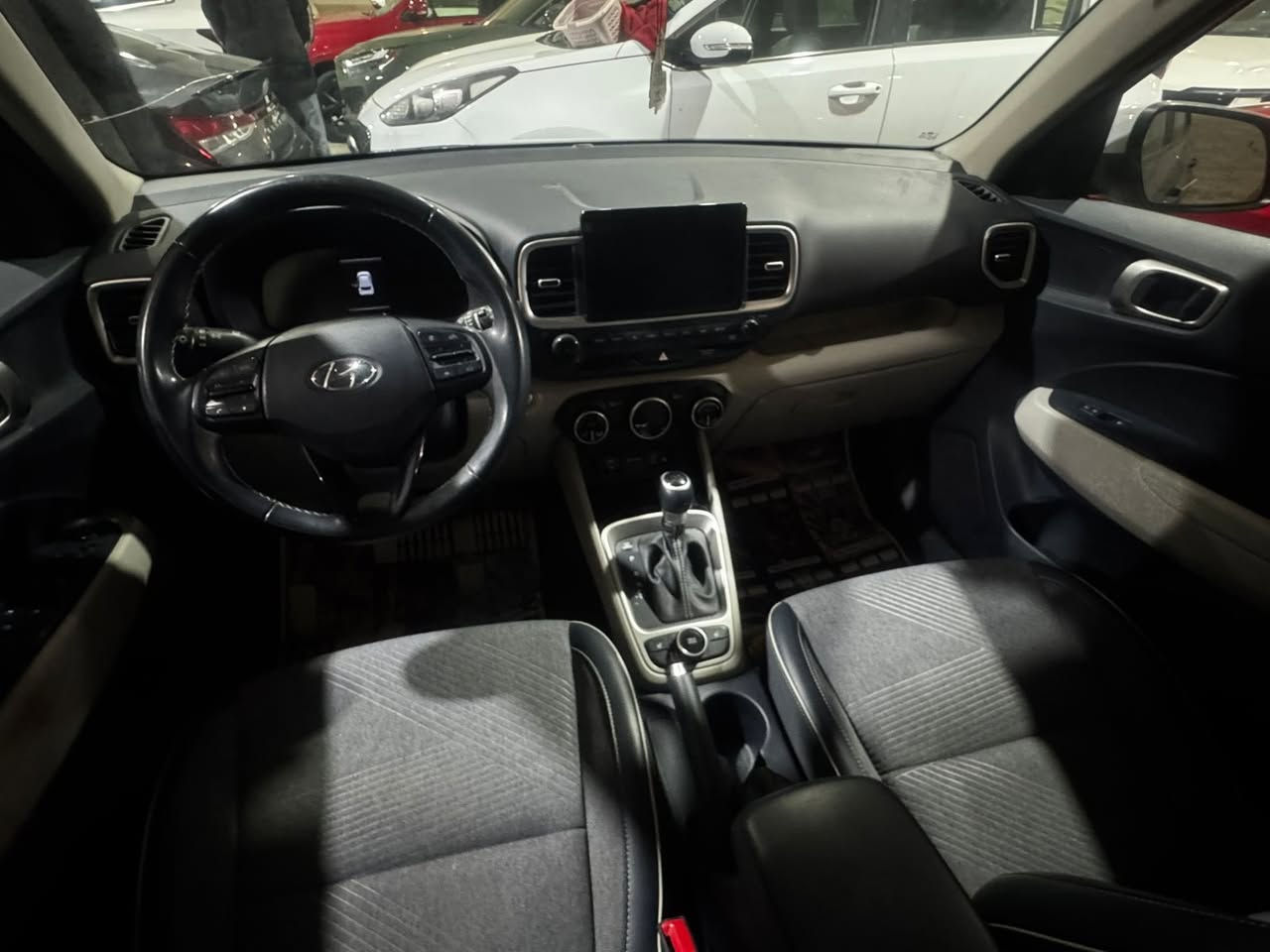 السلام عليكم
هونداي فينو2023 رقم بغداد للبيع
محرك 1600 دبل نوزل  ماشية 21 
مواصفات:  رادار تحكم استيرن شاشه كار بلاي
تو كلر سياره خير من الله مناقصها شي صرف بانزين قليل
وارد امريكي كلين دعامية خلفية مبدل بلادي  
الرقم والسنويه جدد
بيها هزه تحويل شوكت ميعجبك
سعرها 140 قفل
للاستفسار على الرقم ***********
