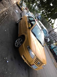 ليكم شباب سياره سمند سورن موديل 2011 سياره جديده بمعنى الكلمه ما بيهه ...