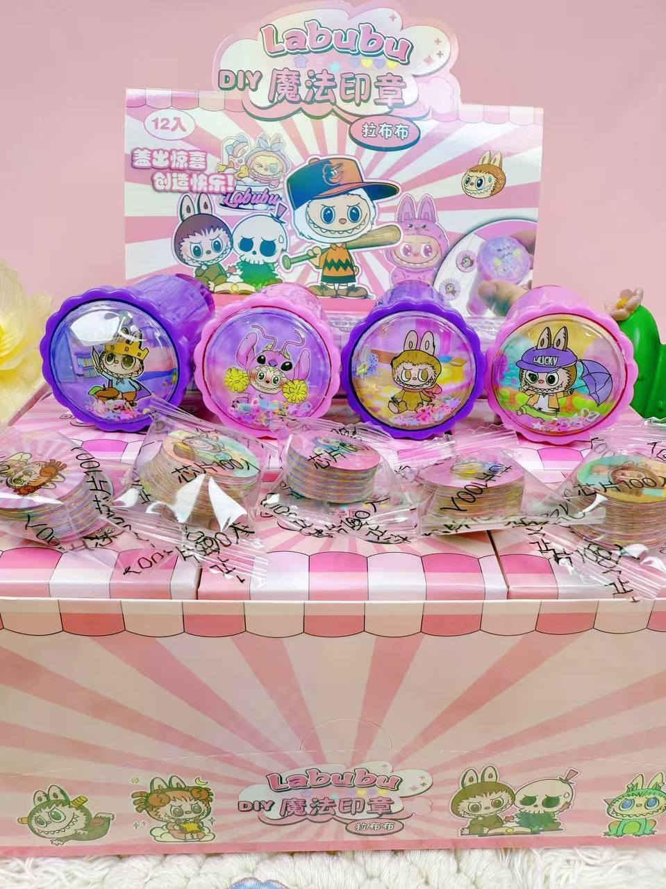 جديد وحصري لدى مكتبة شمس الضحى
توفر ستيكر ختم ٢٠٠ صوره الشكل الجديد 
 فقط لدى مكتبتنا 
السعر فقط ( ٢٠٠٠ دينار ) 
للطلب للتواصل/ ***********
العنوان / المسيب _ حي العسكري _ شارع روضه شمس الضحى
تجدون كل شي داخل القناه مع الاسعار 👇
https://t.me/ShamsLibrary2
