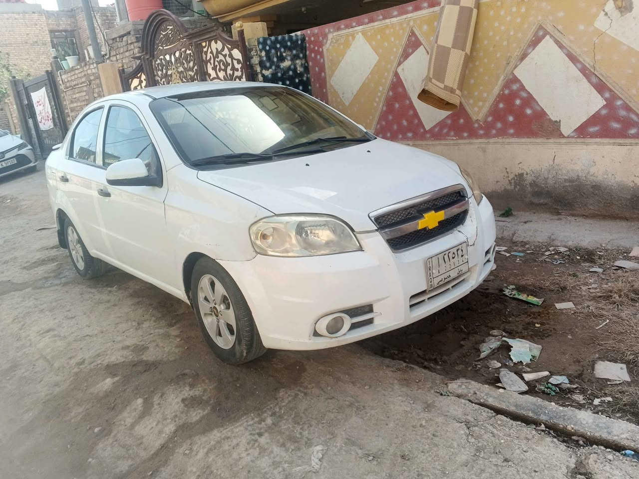 افيو خليجية مال شركة العامه 2011
#اوتماتيك
السيارة حلوة وكاعدة 
السيارة بيها صبغ الجهة اليسرى مال السائق والباقي مكفول 
السيارة امبدل كير مال كصة جديد بالباكيت 
المحرك نضيف 
السعر 65 وبيها محال 
مكاني الحلة شارع 80
*********** حلة, بابل
