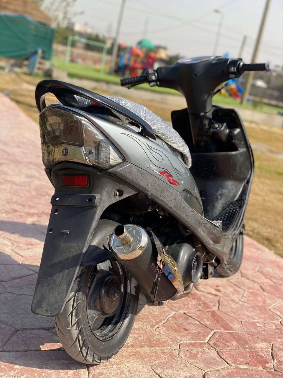 دراجه ماكس عدله للبيع مكينه بلاديه مفتوحه ابد السعر 650رقم الهاتف ***********
