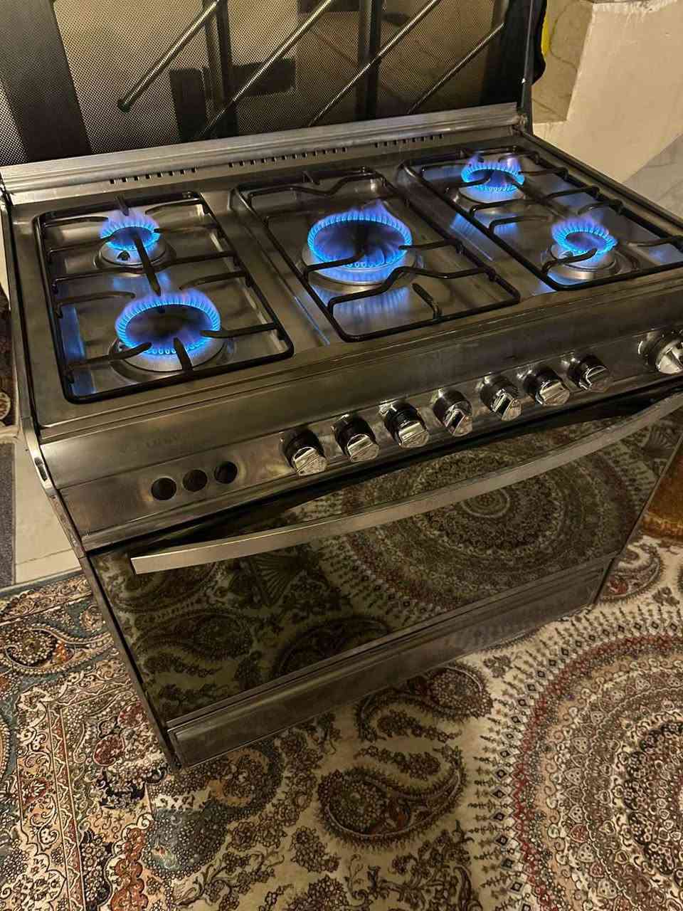 طباخ مستخدم نضيف ب 240 او مراوس ب 4 عيون مقابل فرق ويكون نضيف بغداد, العراق


**إذا كنت صاحب هذا الإعلان وتريد حذفه لأي سبب، رجاءا أرسل رسالة إلى الدعم الفني**