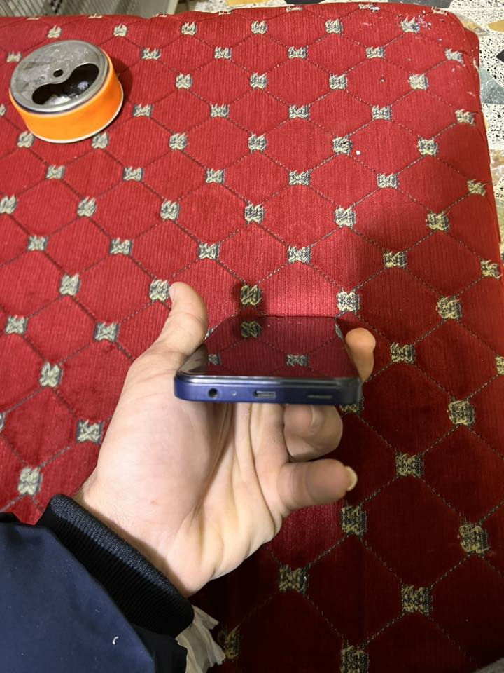 سلام عليكم A15 للبيع ذاكره128صارلي شهر من اخذته جهاز بعده جديد سعر 125 وبي مجال مكاني سلمان باك *********** بي وتساب
