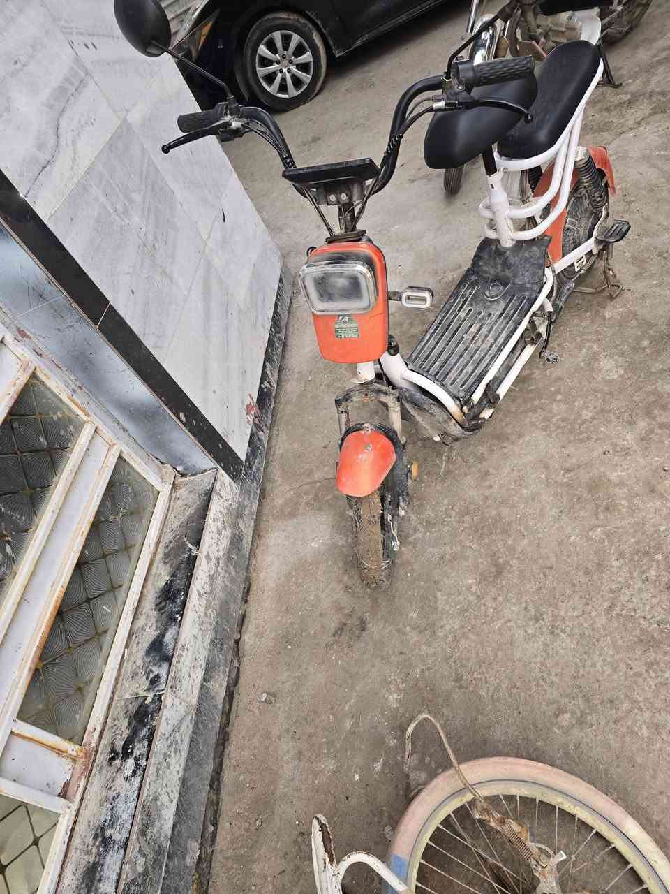 السلام عليكم دراجه شحن للببيع السعر 250 وبيه مجال ***********/***********
