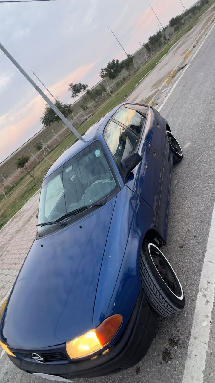 اوبل استرا موديل 92  محرك 16 باور بدون صرف ولا بخابر بطاقة بانزين  موجود بيع مرواس حسب القناعة***********
