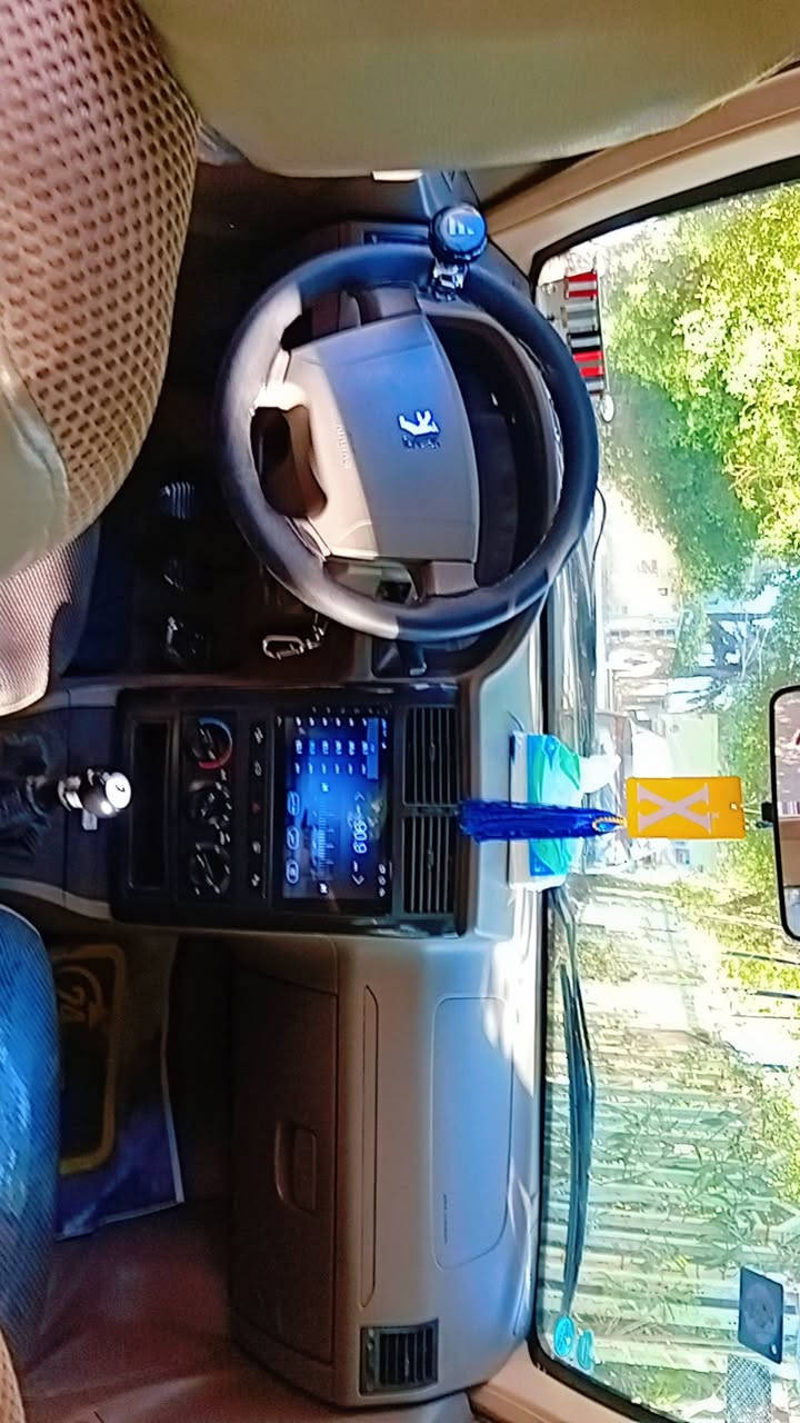 السلام عليكم
بيجو GLX 406 مكفوله 
موديل 2018
رقم بغداد
محرك وكير كفاله
ماشية 77 قابل للزيادة
تخم تاير جديد
بأسمي شرط التحويل 
٦٨ وبيها مجال
الهاتف ***********
