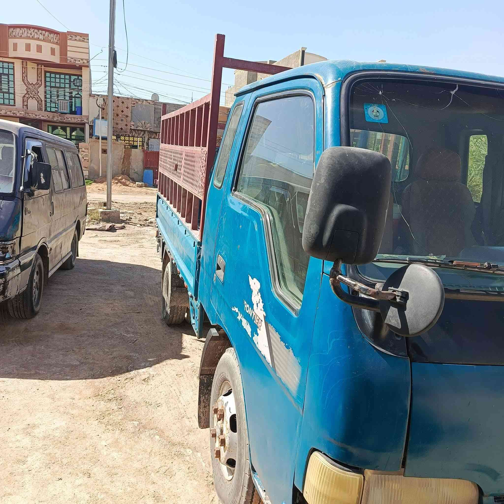 السلام عليكم
من رخصت مدير الكروب المحترم 

للبيع كيا فحل ٢٠٠١ انبار مشروع وطني المكان الفلوجه 

***********
***********
