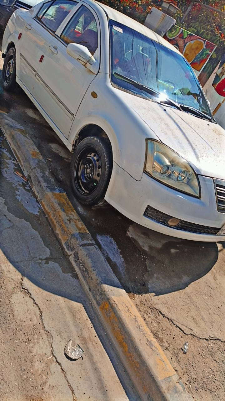 سلام عليكم للبيع A5 
موديل 13 رقم بغداد انكليزي 
بسمي مصفره هزه وسنويه جدد 
مكينه كير 1500 بلادي ماشيه 42
تكم شواصي الغود حوضها نضيف وبدون ضربه 
عدا جاملغ امامي مصلح نفس 
تدفئه تبريد شغاله 
داخلها نضيف وجديد
جام اتو يصعد وينزل ويه سنتر لك 
السعر 45 بيها مجال شراي 
مكاني بغداد عويريج قرب مخابز باب الاغا 
الاستفسار على الرقم ***********
