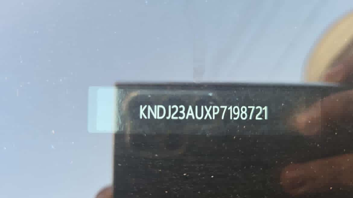 السلام عليكم
كيا صول موديل 2023 

امريكي كلين تايتل

انطخت في العراق 
/ بارد صندوق / صبغ شبر في باب  

ماشية 23 ميل
رادارات
اوتو ستوب
اوتو هيل
منحدارات

٣ انظمة قيادة

محرك ٢٠٠٠ بدون دوانز

بغداد / حي الجامعة
الاتصال ***********
