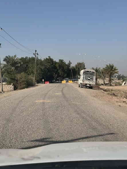 السلام عليكم 
قطعة ارض للبيع المساحة ٥٦٠ م سند ٢٥ جاهزة ماء كهرباء تبليط 
الموقع الزبيدية قرب سيطرة السده منطقه بيت عابد تبعد عن السيطرة ١٠٠ م
تبعد عن الشارع ٢٠ م 
للاستفسار الاتصال ع الرقم 

‭٠٧٧١ ٣٥٠ ١٩٢٣‬
***********
