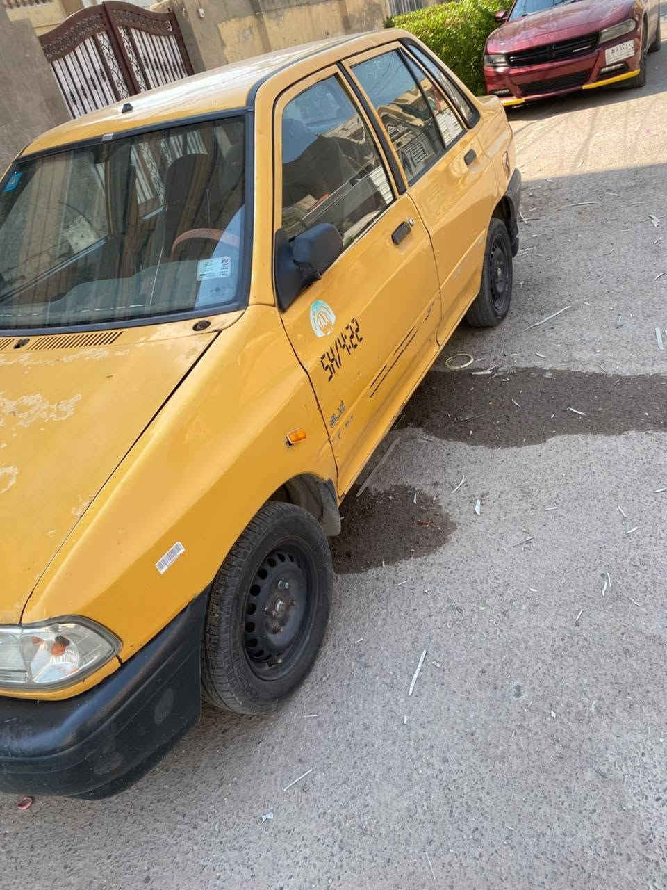 السلام عليكم البيع سايبه موديل ١٢ سياره حلوه بسمي ههيا مصفره ورقم جدد وهزه جديد بيها جاملغ مبدل سياره سعر ب ٢٤ وبيها مجال حق جيه مكاني بغداد جديده رقمي ***********
