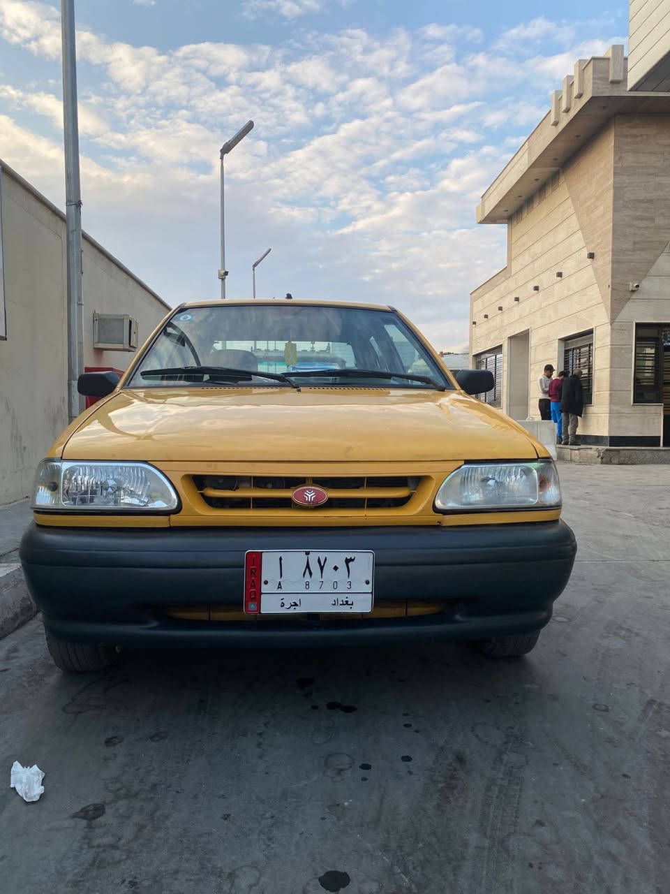 مديل 15 بدون تبديل البيع بيها طخات كولش بصيطه تجي وتشوف بعينك سياره خير من الله السياره 36 وبيها مجال قليل ***********
